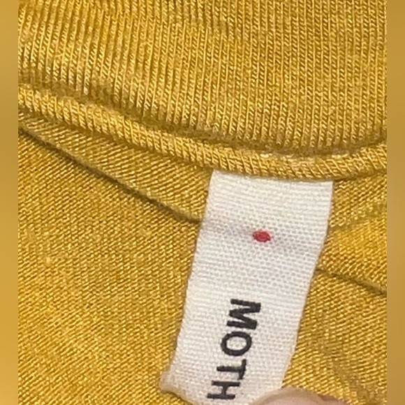 Moth For Anthropologie Mustard Yellow Wooden Button detailed tank Size L GUC - Picture 5 of 7